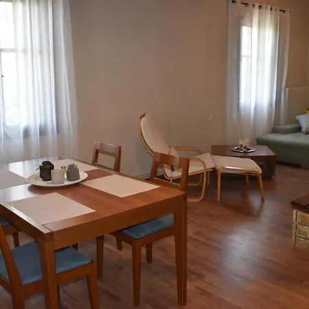 Betty's Garden House Holiday home