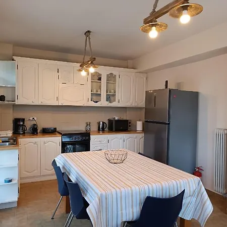 Betty's Garden House *