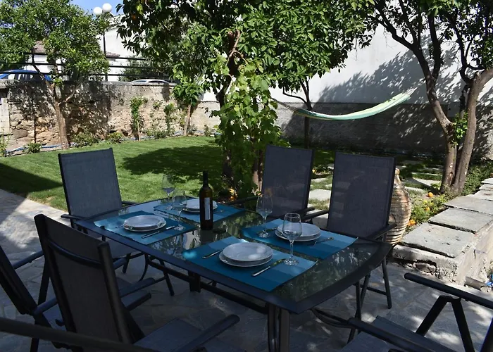 Betty's Garden House Vakantiehuis *