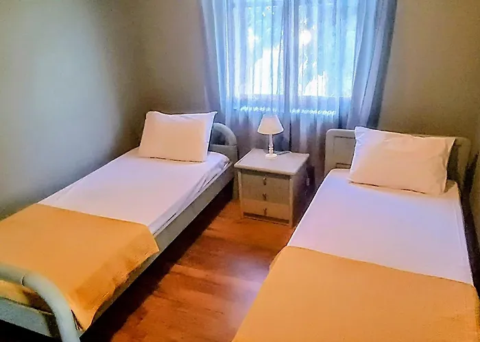 Betty's Garden House Vakantiehuis *